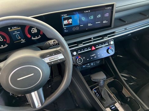 Used 2025 Hyundai Tucson SEL image 20