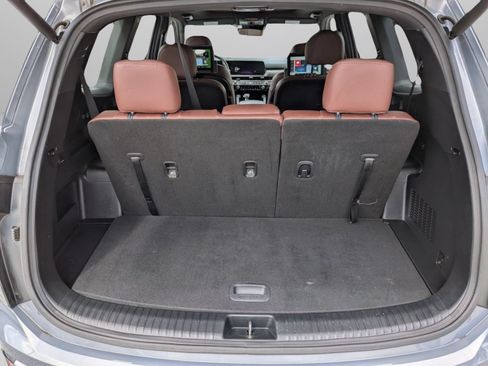 Certified 2023 Kia Telluride EX w/ EX Captain's Chair Package FWD image 15