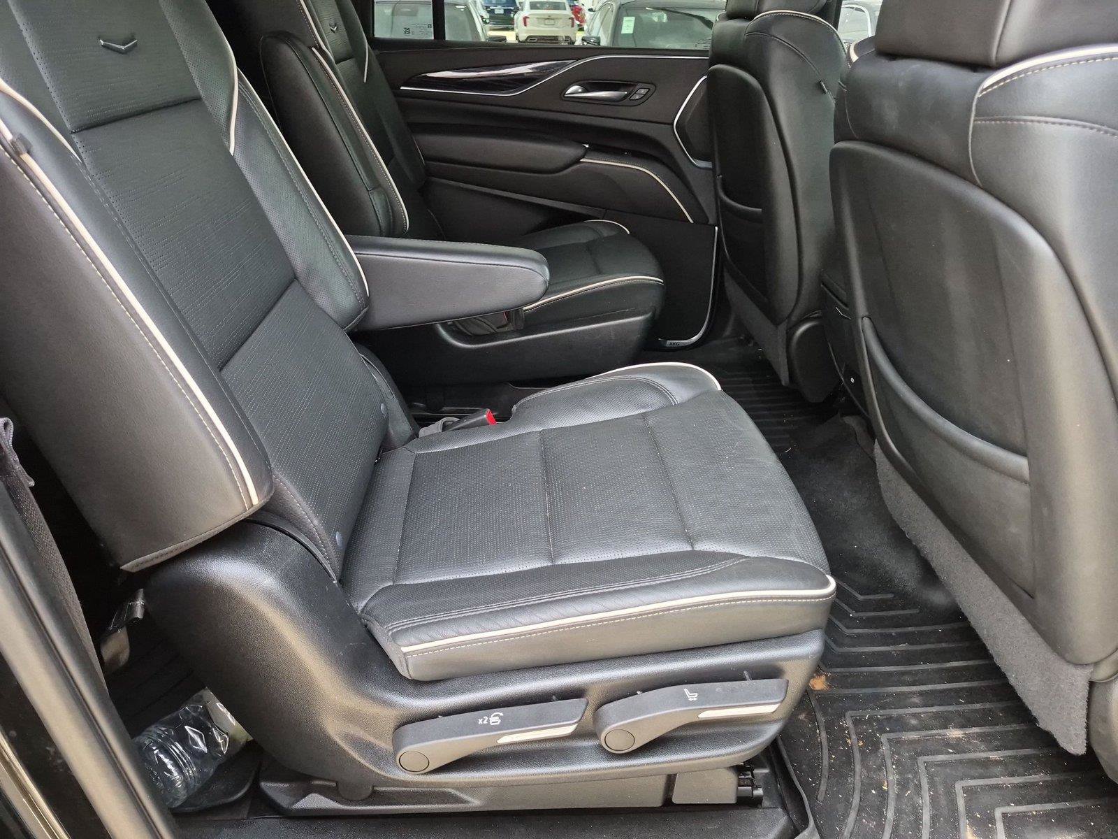 Used 2023 Cadillac Escalade ESV Sport w/ Touring Package AWD/4WD image 29