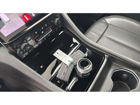 Used 2024 Jeep Grand Cherokee L Limited w/ Luxury Tech Group II image 21