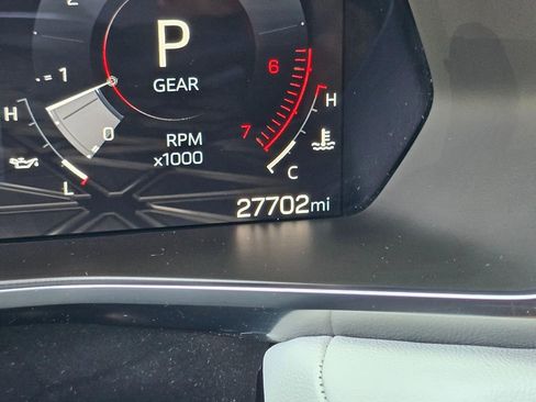 Used 2023 GMC Canyon AT4X w/ Edition 1 AWD/4WD image 26