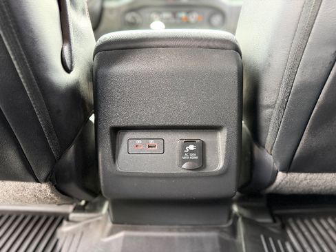 Used 2023 Nissan Frontier PRO-4X w/ Pro-4X Premium Package AWD/4WD image 13