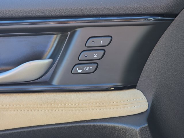 Used 2018 Honda Clarity Touring image 17