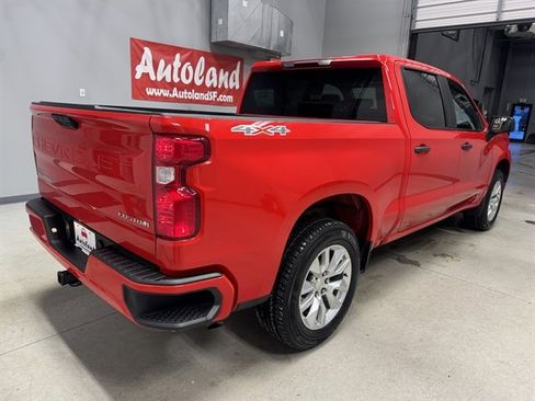 Used 2023 Chevrolet Silverado 1500 Custom image 7