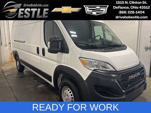 Used 2025 RAM ProMaster 2500 w/ Convenience Group FWD image 3