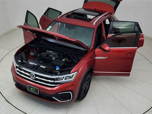 Used 2021 Volkswagen Atlas Cross Sport SE w/ Panoramic Sunroof Package image 83