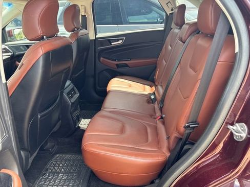 Used 2017 Ford Edge Titanium w/ Equipment Group 301A AWD/4WD image 9