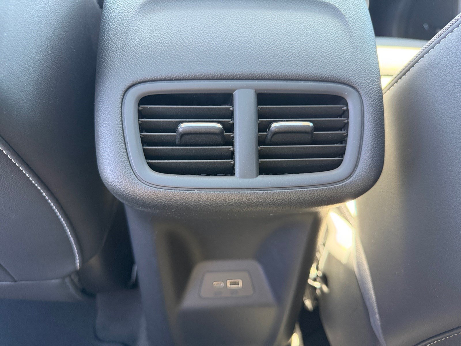 Used 2025 Buick Envision Sport Touring AWD/4WD image 30