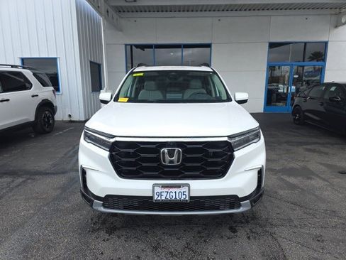 Certified 2023 Honda Pilot Elite image 4