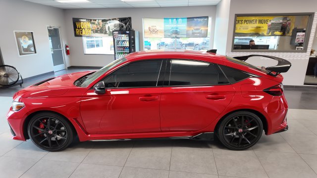 Used 2024 Honda Civic Type R image 4