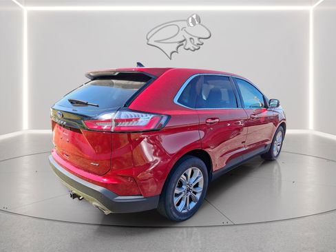 Used 2024 Ford Edge Titanium AWD/4WD image 5