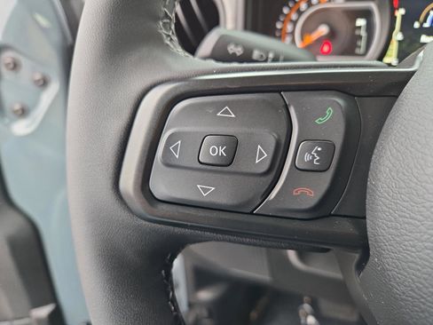 New 2025 Jeep Gladiator Sport image 27