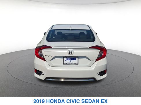 Used 2019 Honda Civic EX image 8