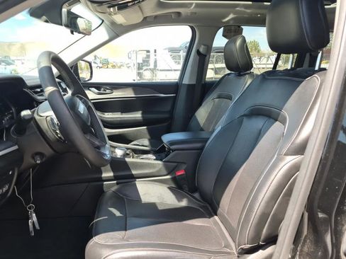 Used 2022 Jeep Grand Cherokee Limited 4xe w/ Luxury Tech Group II AWD/4WD image 4