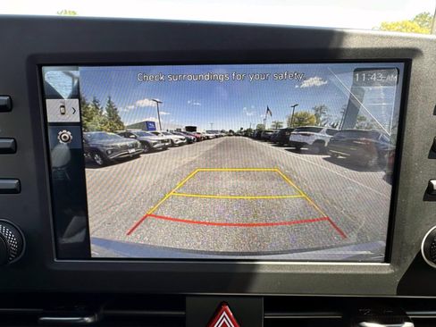 Used 2025 Hyundai Elantra Sport FWD image 22