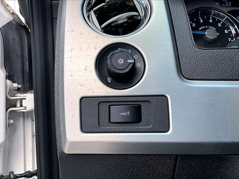 Used 2014 Ford F150 Platinum AWD/4WD image 31