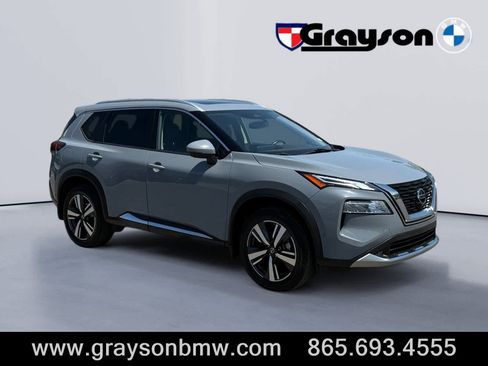 Used 2021 Nissan Rogue Platinum AWD/4WD image 1