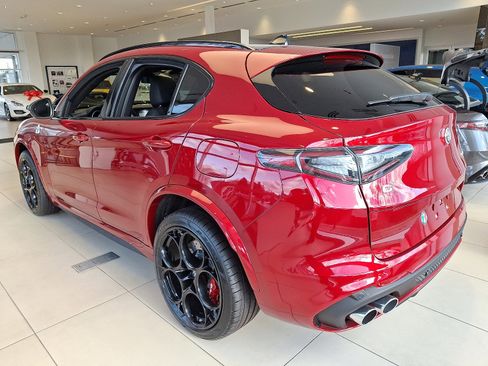 New 2024 Alfa Romeo Stelvio Quadrifoglio AWD/4WD image 4