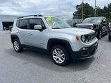 Used 2017 Jeep Renegade Latitude image 2