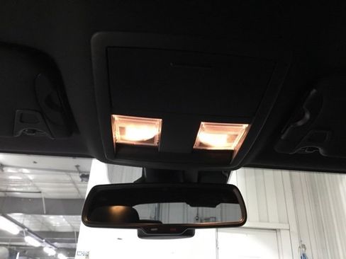 Used 2018 Dodge Challenger R/T w/ Blacktop Package image 29