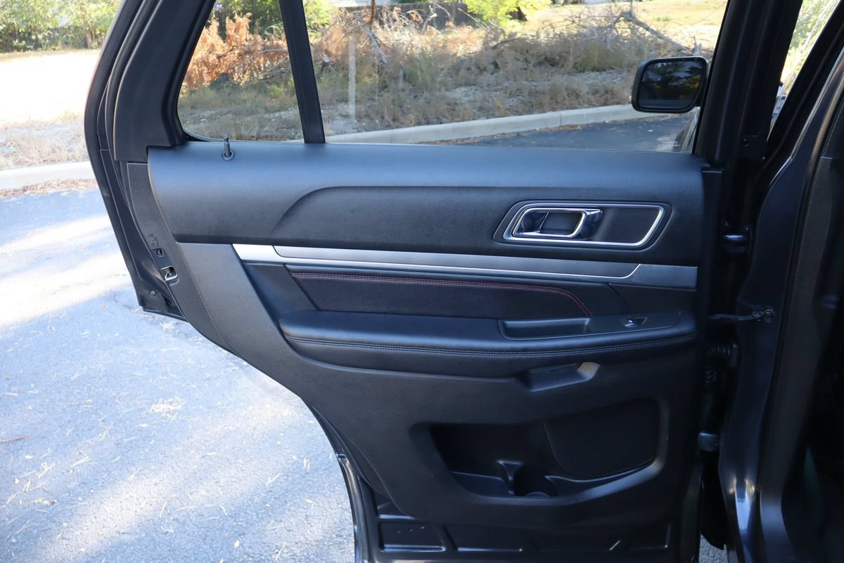 Used 2017 Ford Explorer Sport AWD/4WD image 26