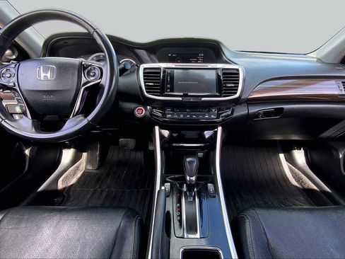 Used 2017 Honda Accord EX-L image 15