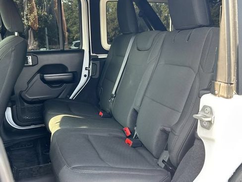 Used 2021 Jeep Wrangler Unlimited Sport AWD/4WD image 15