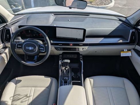 New 2025 Kia Sorento S w/ Panoramic Sunroof Package FWD image 14