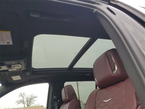 New 2026 Cadillac Escalade Luxury w/ Touring Package image 22