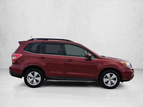 Used 2015 Subaru Forester 2.5i Limited image 4
