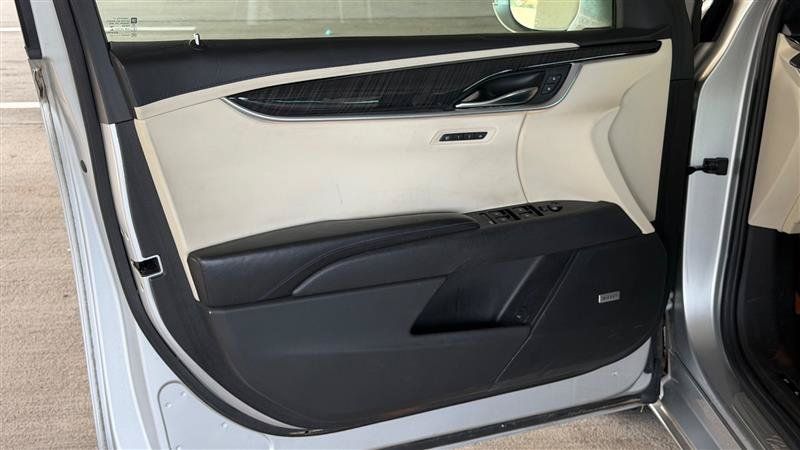 Used 2014 Cadillac XTS Platinum AWD/4WD image 19