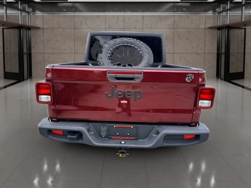 Used 2022 Jeep Gladiator Sport AWD/4WD image 4