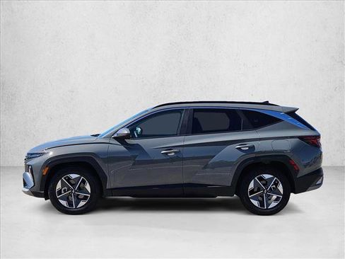 Used 2025 Hyundai Tucson SEL FWD image 9