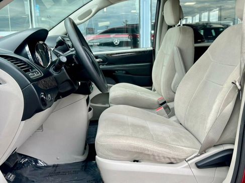 Used 2011 Dodge Grand Caravan Express FWD image 13