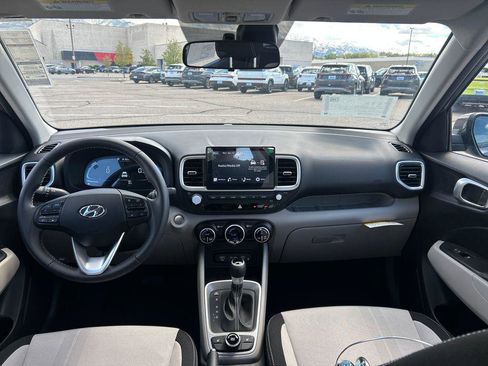 New 2026 Hyundai Venue SEL FWD image 12