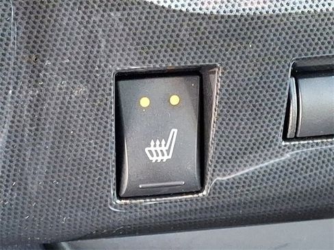 Used 2010 Dodge Challenger R/T image 17