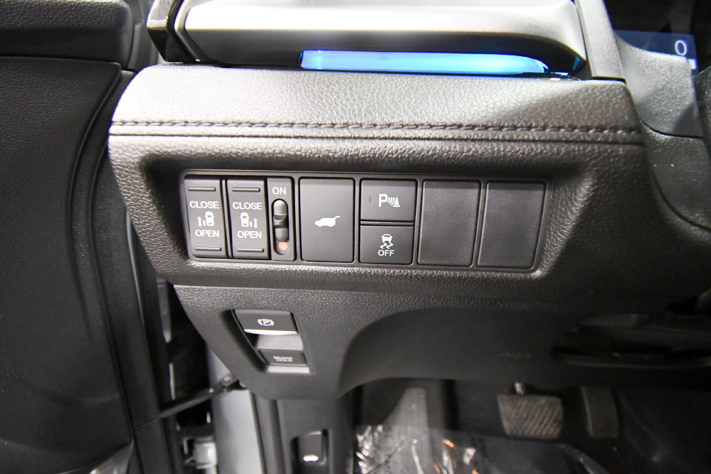 Certified 2026 Honda Odyssey Touring image 20
