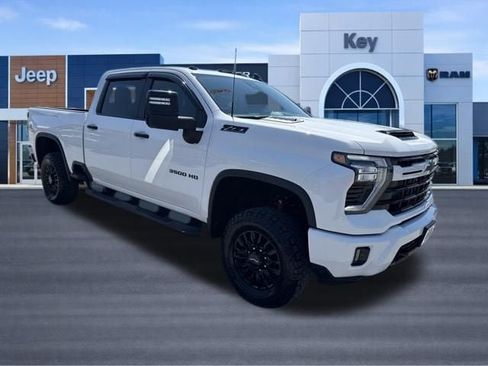 Used 2024 Chevrolet Silverado 3500 LT w/ Z71 Sport Edition AWD/4WD image 8