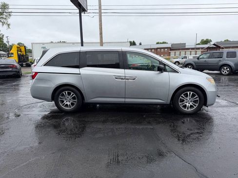 Used 2011 Honda Odyssey EX image 6