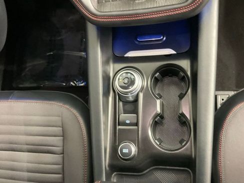 Used 2025 Ford Explorer ST-Line w/ Premium Package image 18