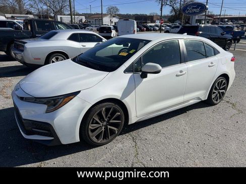 Used 2022 Toyota Corolla SE image 3