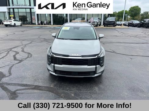 Certified 2026 Kia Sportage EX FWD image 5