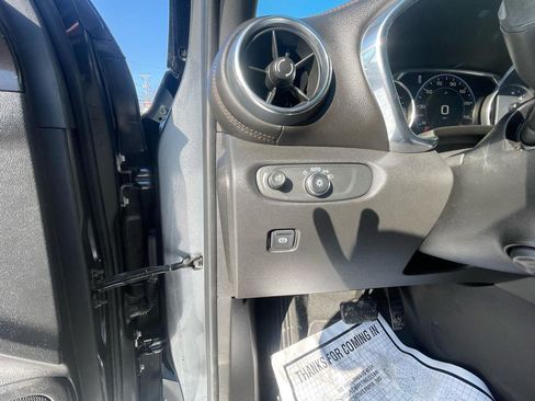 Used 2019 Chevrolet Blazer Premier w/ Sun and Wheels Package image 18