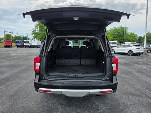 Used 2024 Ford Expedition Max XLT AWD/4WD image 7