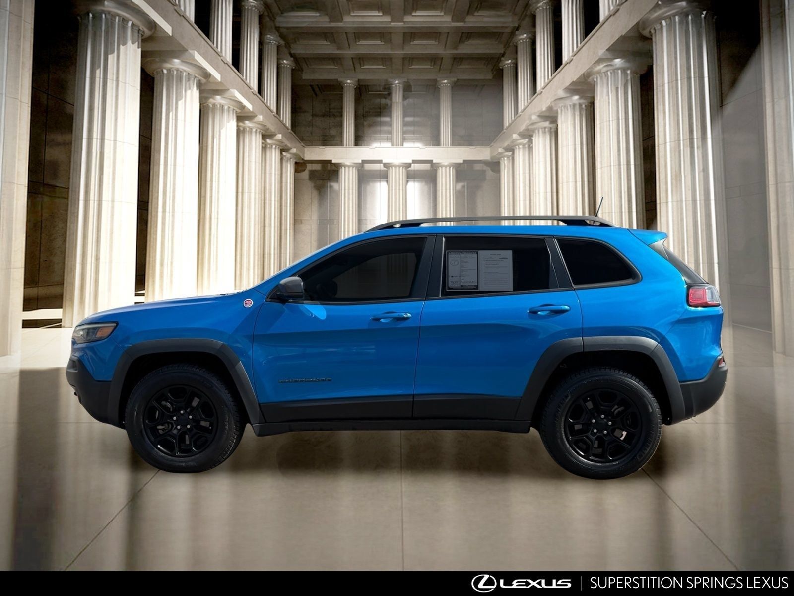 Used 2019 Jeep Cherokee Trailhawk w/ Comfort/Convenience Group AWD/4WD image 7