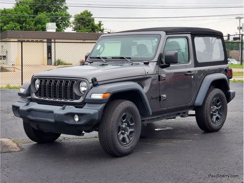 Used 2024 Jeep Wrangler Sport AWD/4WD image 18
