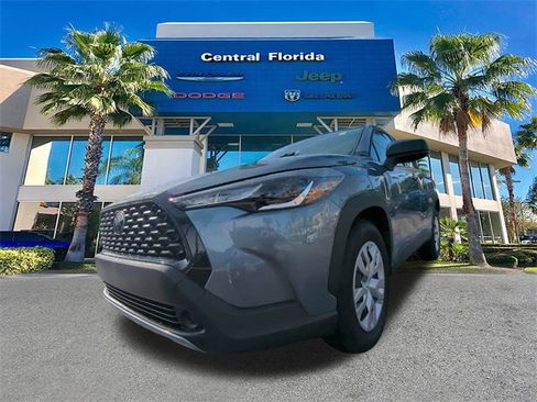 Used 2023 Toyota Corolla Cross L image 9