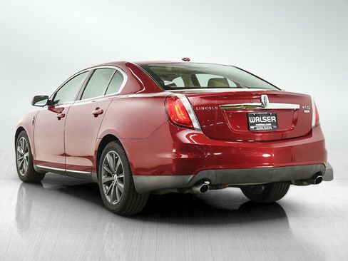Used 2009 Lincoln MKS AWD image 3