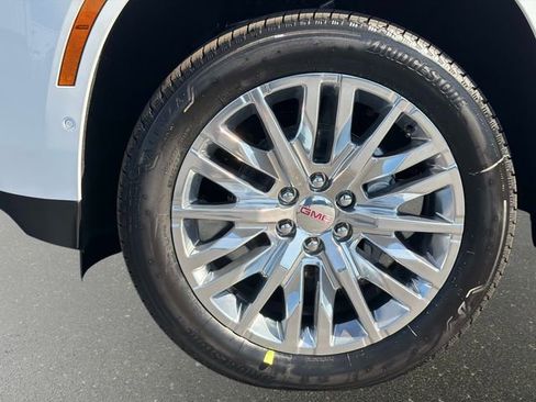 New 2026 GMC Yukon Elevation image 10