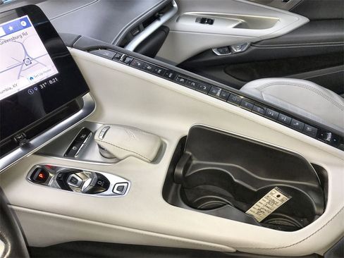 Used 2022 Chevrolet Corvette Stingray Preferred Conv w/ 2LT image 21
